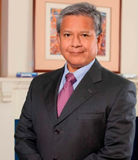 FERNANDO VALENZUELA SUMARRIVA